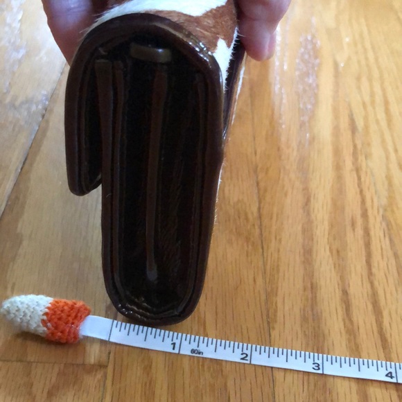 Alfani leather and brown and cram zebra ponyhair clutch removable strap - Picture 4 of 8